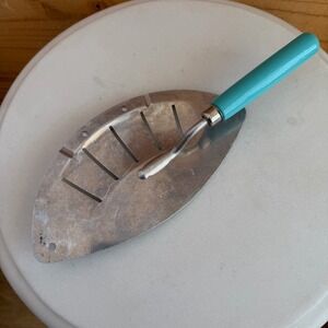 VTG Foley Aluminum Pot Pan Drainer Strainer Turquoise Blue 60s 50s Movie Prop